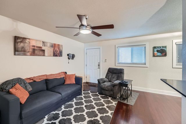 3815 Guadalupe ST 103, Austin, TX 78751