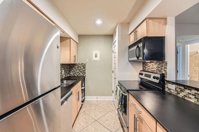 3815 Guadalupe ST 103, Austin, TX 78751