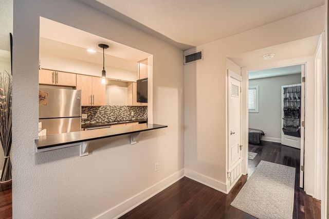3815 Guadalupe ST 103, Austin, TX 78751