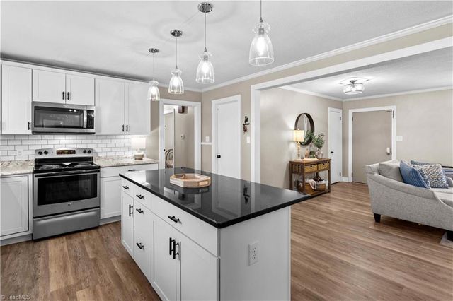 183 Jane Sowers Road, Statesville, NC 28625