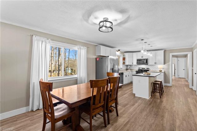 183 Jane Sowers Road, Statesville, NC 28625