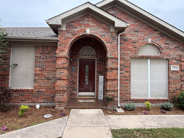 2234 Summer Brook Drive, Weatherford, TX 76087