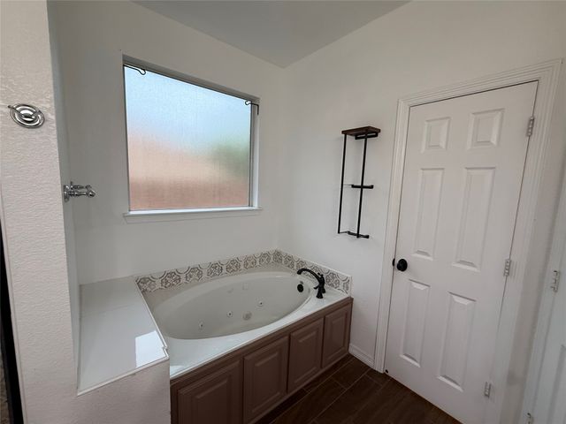 2234 Summer Brook Drive, Weatherford, TX 76087