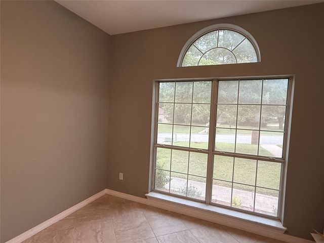 2234 Summer Brook Drive, Weatherford, TX 76087