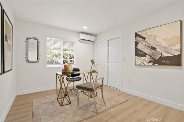 560 La Seda, La Puente, CA 91744
