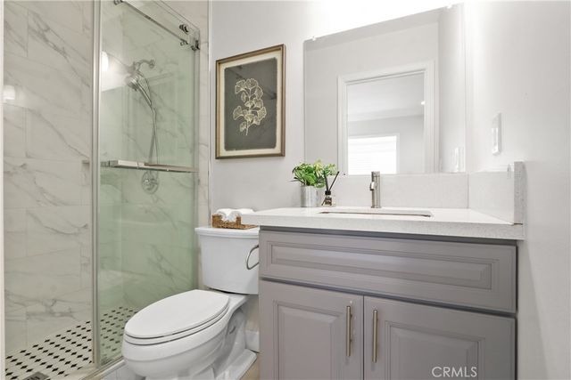 560 La Seda, La Puente, CA 91744