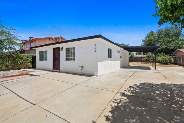 560 La Seda, La Puente, CA 91744