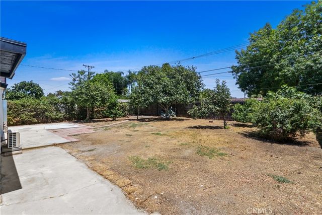560 La Seda, La Puente, CA 91744