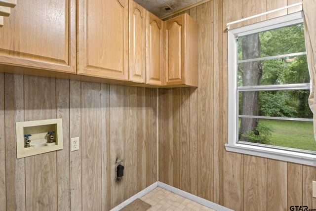 403 Pace Ave, Naples, TX 75568