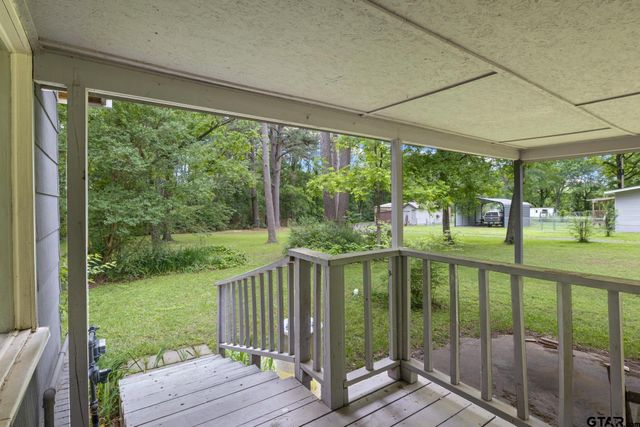 403 Pace Ave, Naples, TX 75568
