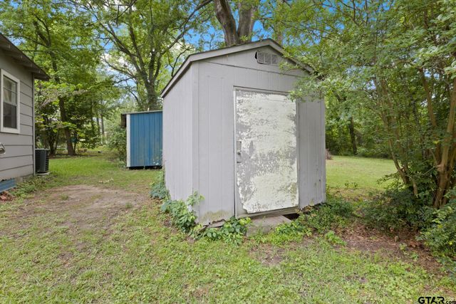 403 Pace Ave, Naples, TX 75568