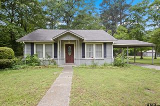 403 Pace Ave, Naples, TX 75568