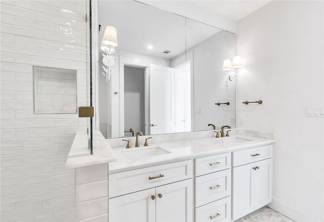 136 W Cotter Ave 17, Port Aransas, TX 78373