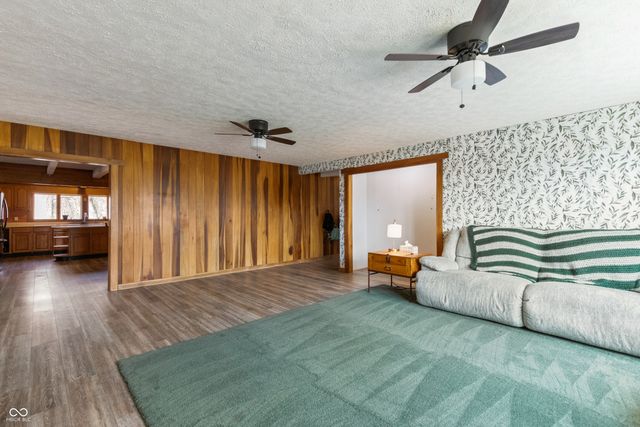 2409 E County Rd 700 S, Cloverdale, IN 46120