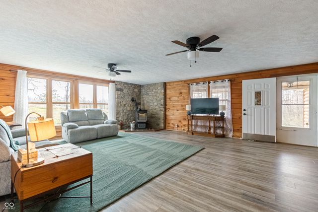2409 E County Rd 700 S, Cloverdale, IN 46120