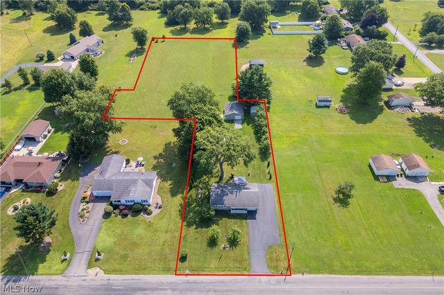 4310 Ridge Road, Cortland, OH 44410