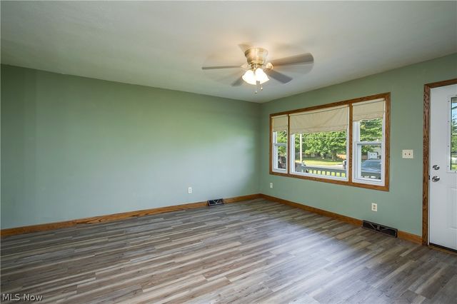 4310 Ridge Road, Cortland, OH 44410