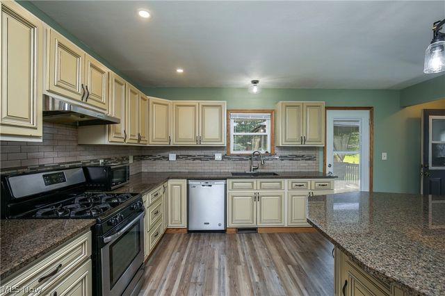4310 Ridge Road, Cortland, OH 44410