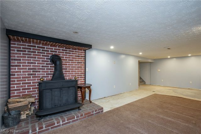 4310 Ridge Road, Cortland, OH 44410