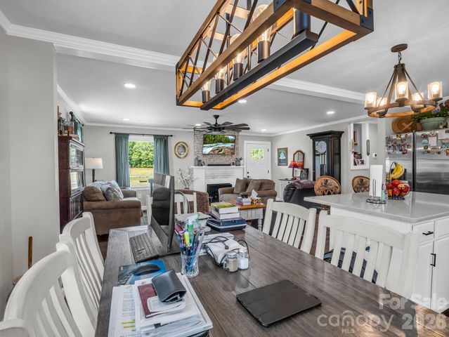 156 Dobbinsville Extension, Ellenboro, NC 28040