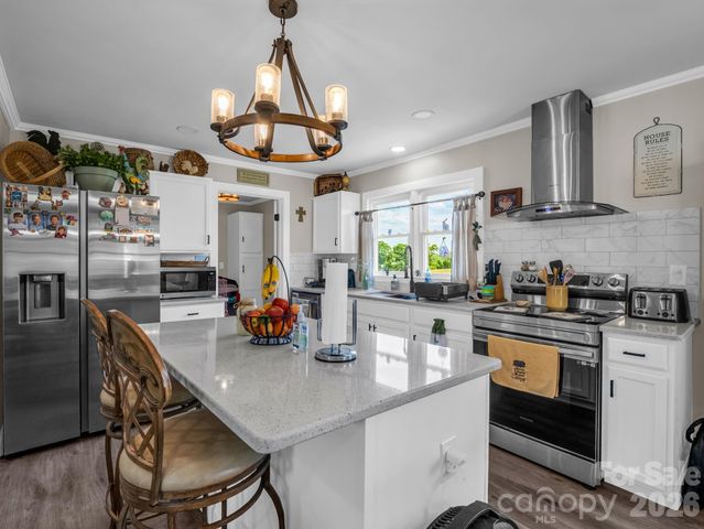 156 Dobbinsville Extension, Ellenboro, NC 28040