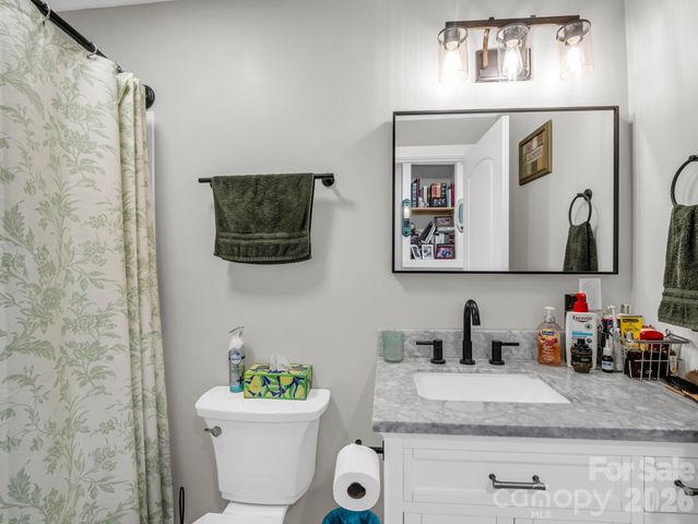 156 Dobbinsville Extension, Ellenboro, NC 28040
