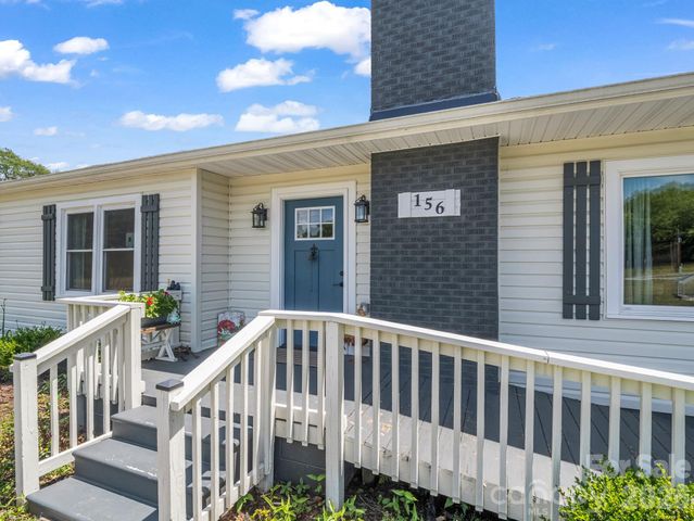 156 Dobbinsville Extension, Ellenboro, NC 28040
