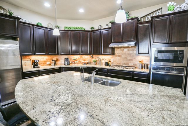 12017 Garden Shoot, Schertz, TX 78154