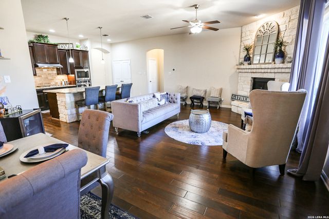 12017 Garden Shoot, Schertz, TX 78154