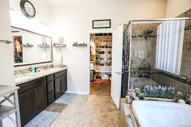 12017 Garden Shoot, Schertz, TX 78154