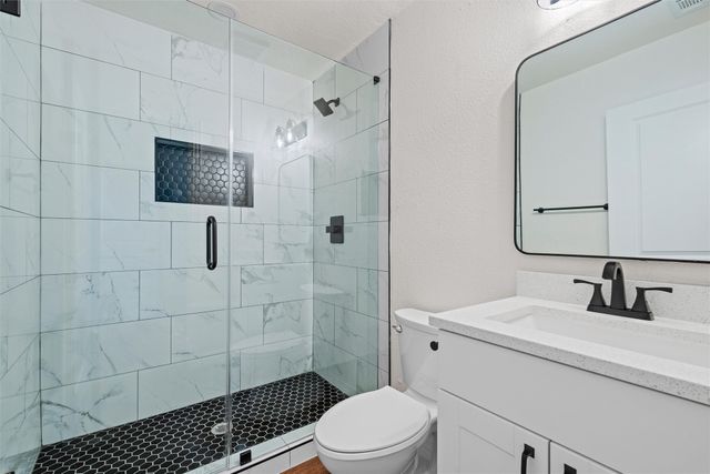 2809 Travis Avenue, Fort Worth, TX 76110