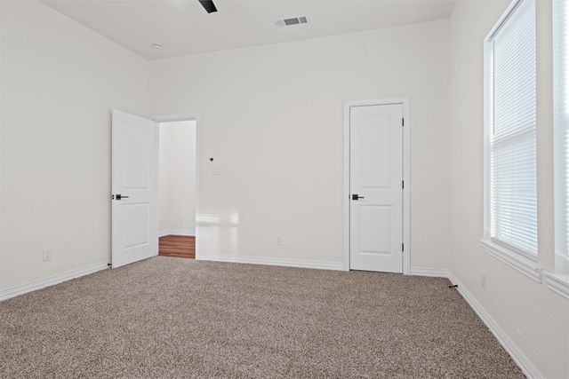 2809 Travis Avenue, Fort Worth, TX 76110