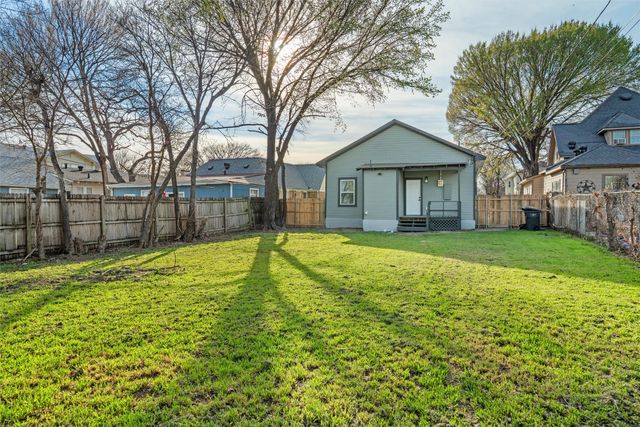 2809 Travis Avenue, Fort Worth, TX 76110