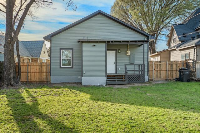 2809 Travis Avenue, Fort Worth, TX 76110