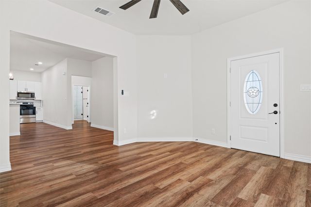 2809 Travis Avenue, Fort Worth, TX 76110