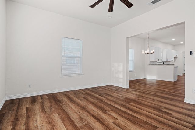 2809 Travis Avenue, Fort Worth, TX 76110