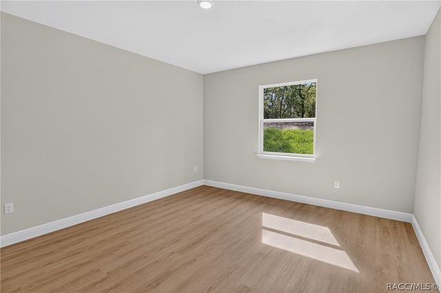 4 Lone Pine Street, Homosassa, FL 34446