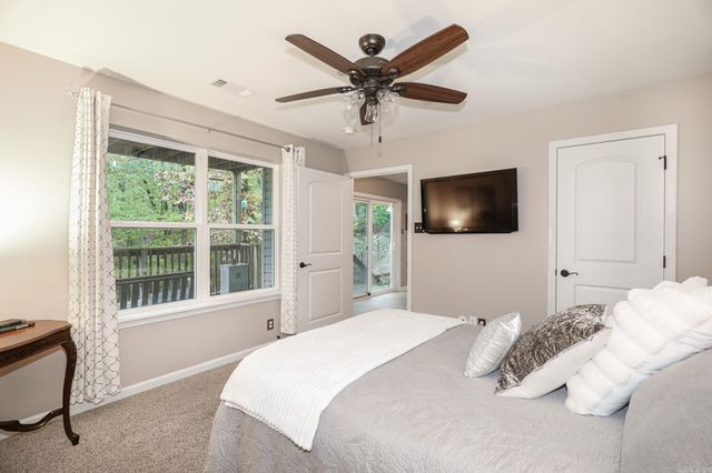 9025 DIAMOND RIDGE Drive, Benton, AR 72019