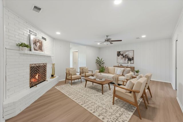 2224 Picadilly Lane, Denton, TX 76209