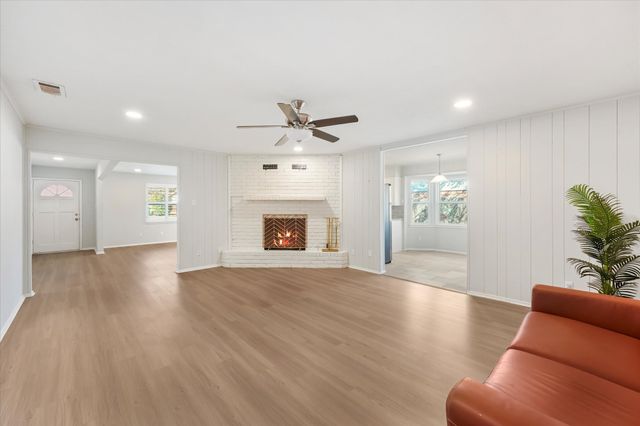 2224 Picadilly Lane, Denton, TX 76209