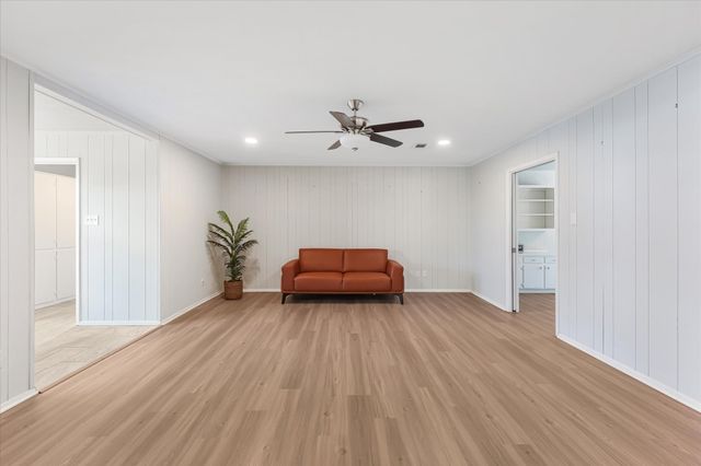 2224 Picadilly Lane, Denton, TX 76209