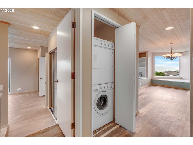 4175 N HIGHWAY 101 G1, Depoe Bay, OR 97341