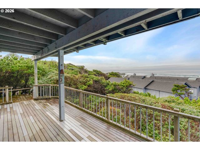 4175 N HIGHWAY 101 G1, Depoe Bay, OR 97341