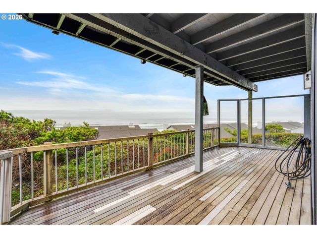 4175 N HIGHWAY 101 G1, Depoe Bay, OR 97341