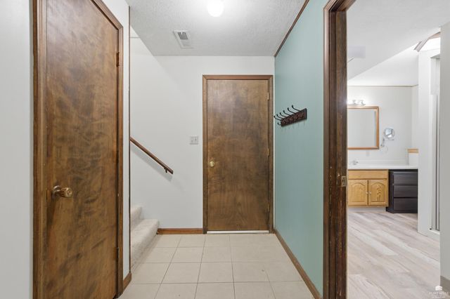 3228 Ella Lane, Manhattan, KS 66502