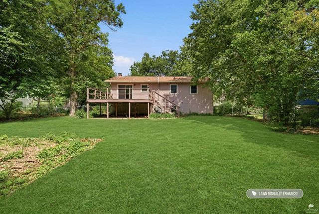3228 Ella Lane, Manhattan, KS 66502