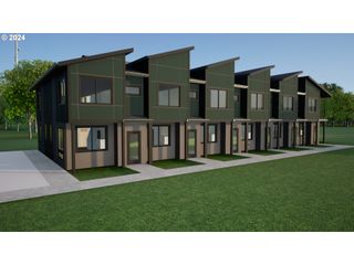 7550 Se FLAVEL St, Portland, OR 97206