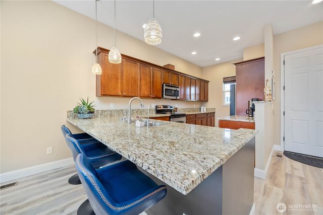 444 Hilltop Place, Chelan, WA 98816