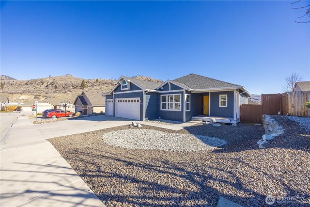 444 Hilltop Place, Chelan, WA 98816
