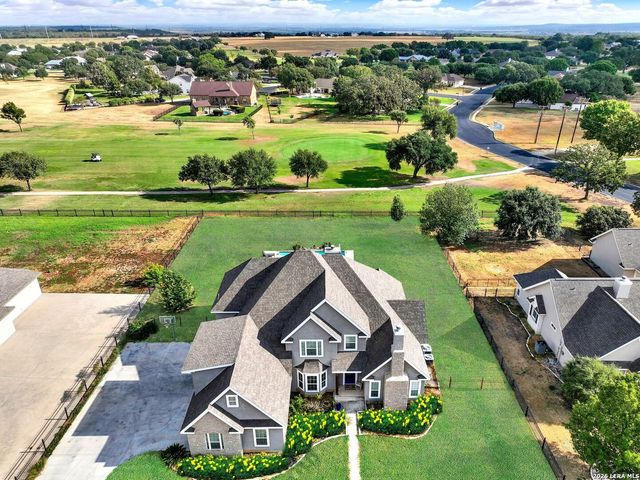 1191 County Road 4516, Castroville, TX 78009